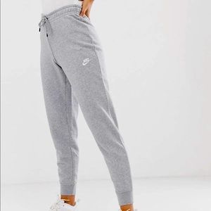 SOLD - Nike women’s joggers